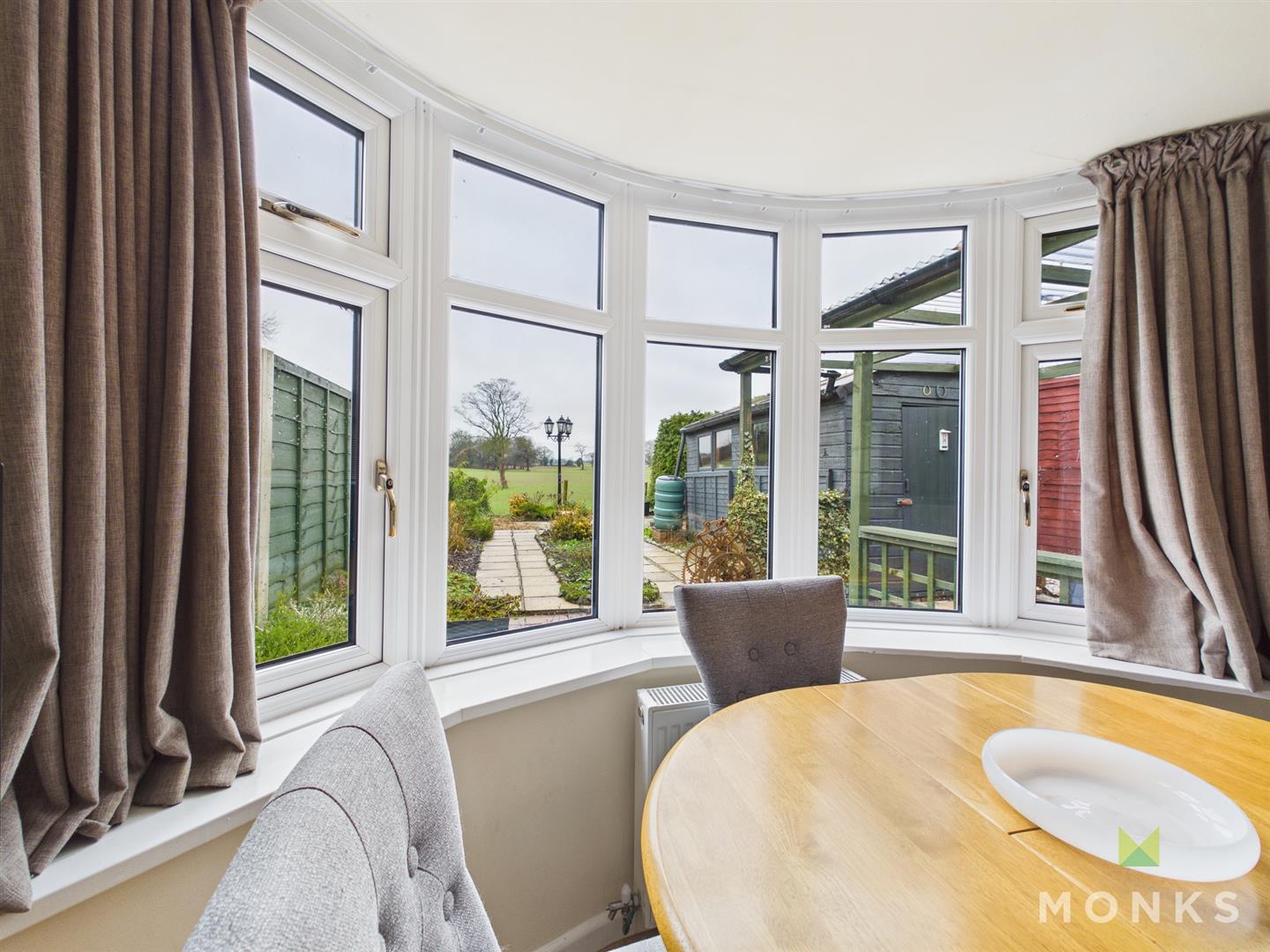 17 Cambrian Avenue, Oswestry, SY11 4DS For Sale